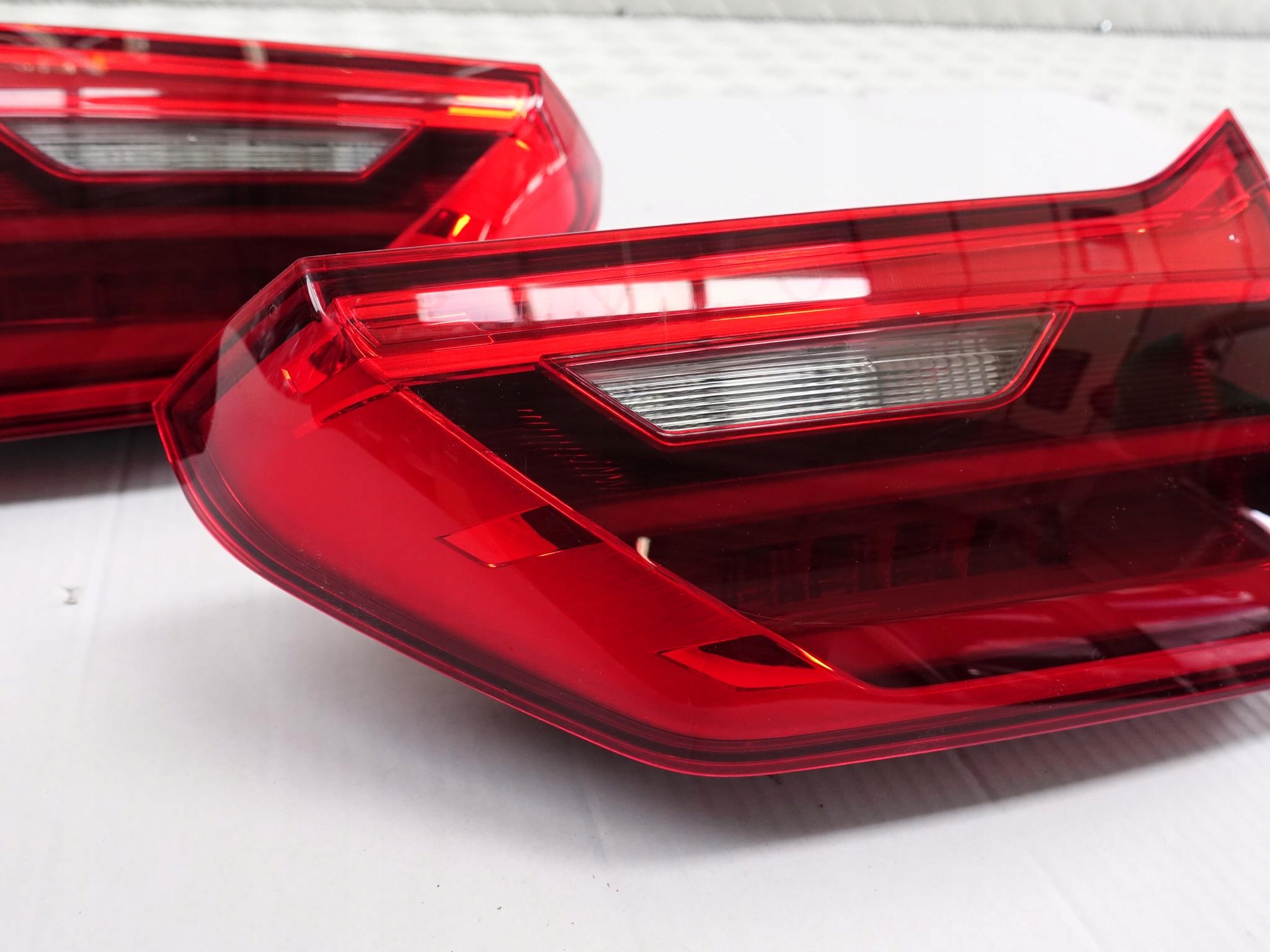 BMW 5 G31 TOURING KOMBI LED KLAPA BAGAŻNIK L LUB P BMW 5 G31 TOURING KOMBI LED KLAPA BAGAŻNIK L LUB P - obrazek 3
