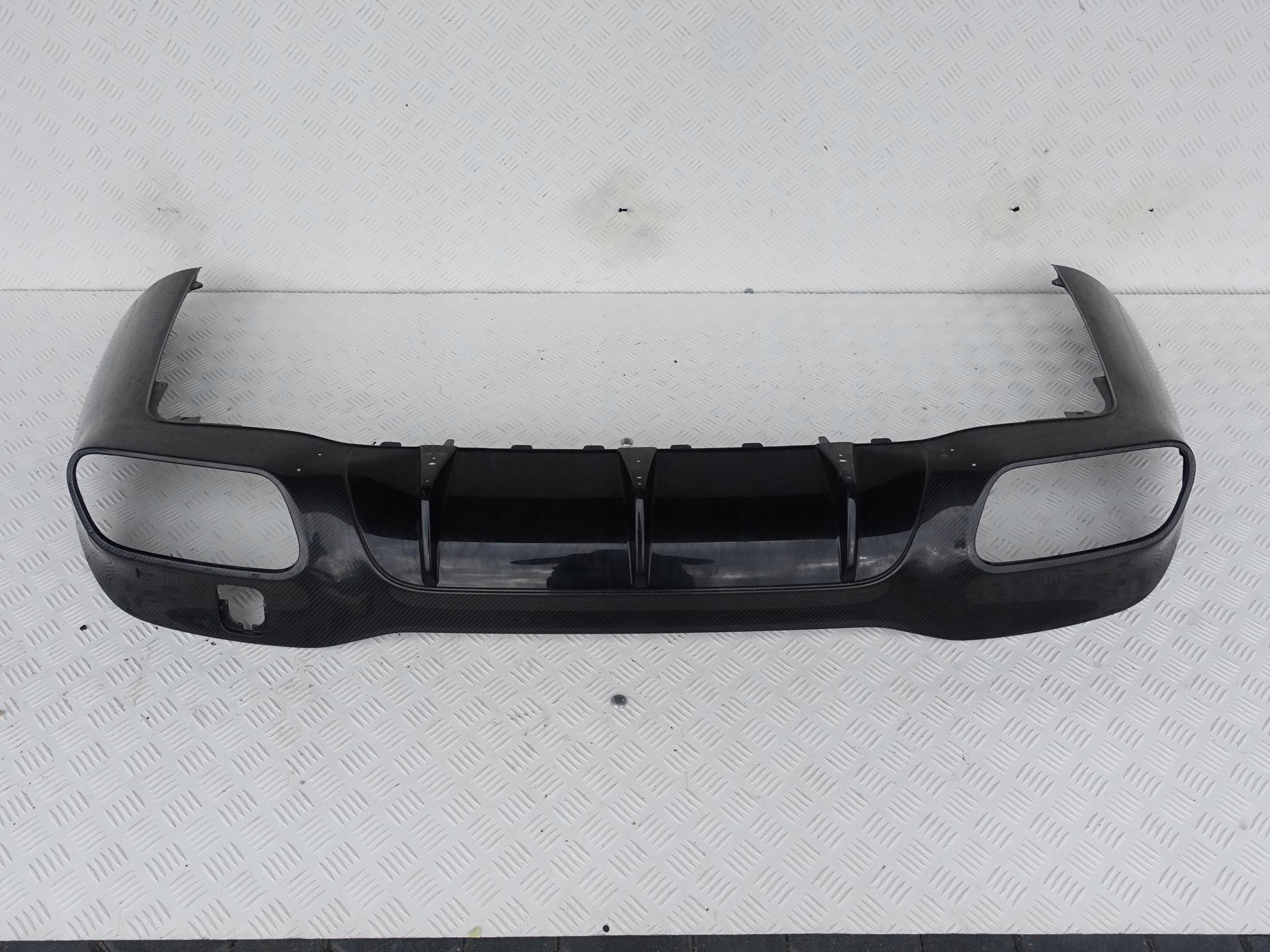 MERCEDES X290 AMG GT SPOILER CARBON DYFUZOR TYŁ MERCEDES X290 AMG GT SPOILER CARBON DYFUZOR TYŁ