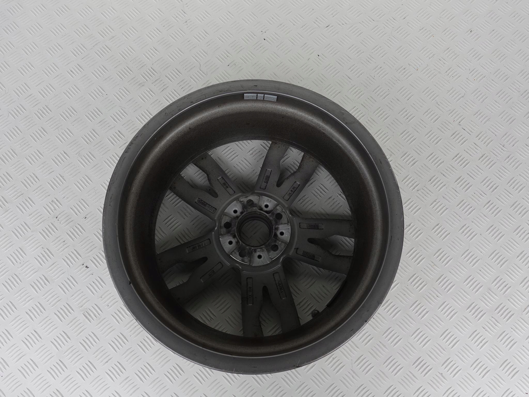 BMW F10 F12 F06 M PAKIET 8,5×20 IS33 5×120 FELGA BMW F10 F12 F06 M PAKIET 8,5x20 IS33 5x120 FELGA - obrazek 9