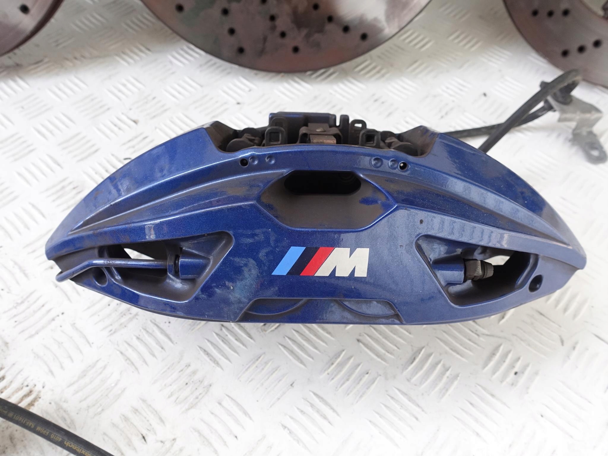BMW X3M X4M F97 F98 TARCZE ZACISKI KLOCKI M-BLAU BMW X3M X4M F97 F98 TARCZE ZACISKI KLOCKI M-BLAU - obrazek 11