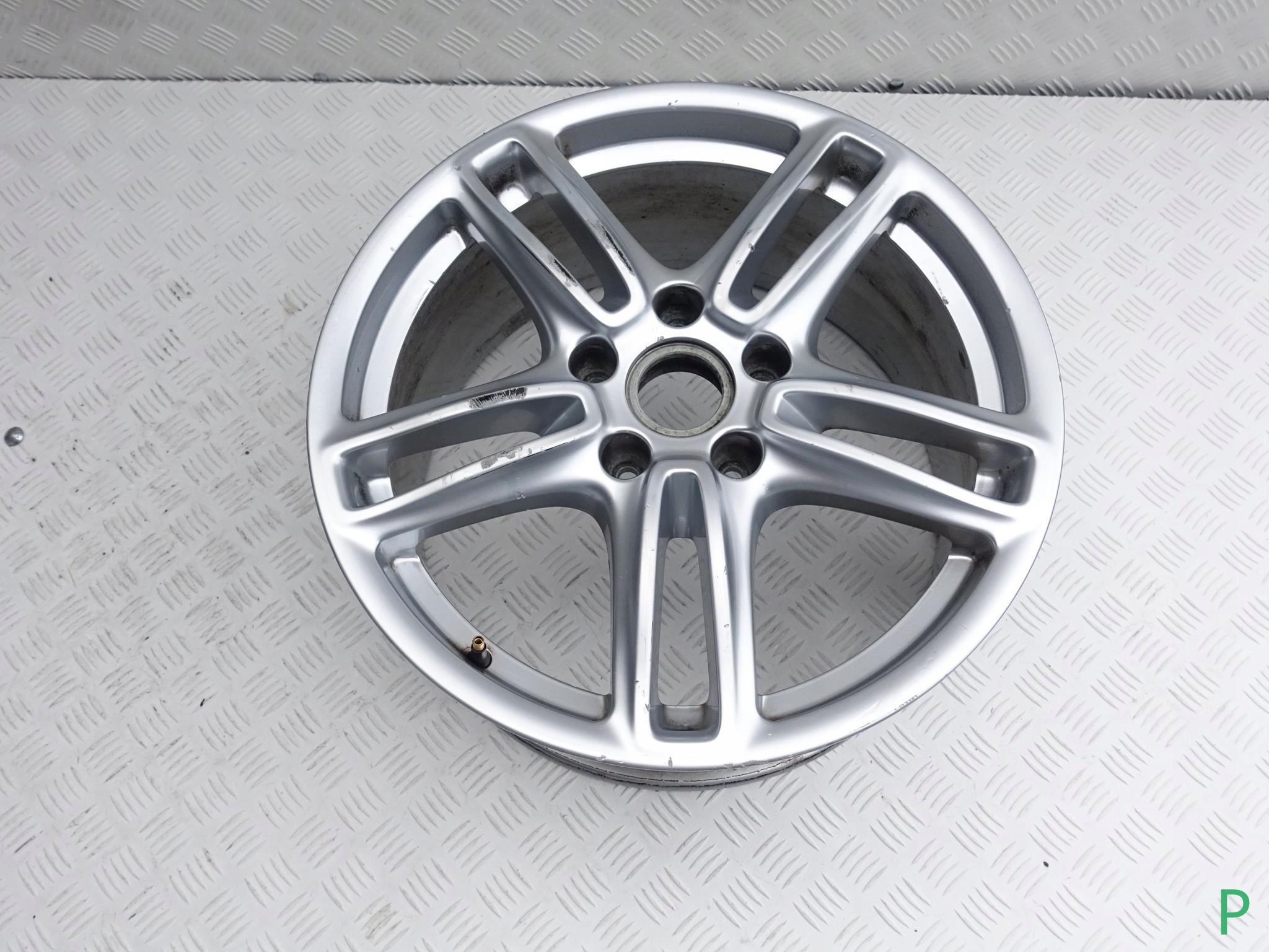 PORSCHE PANAMERA 970 TURBO 97036215804 9Jx19 ET60 PORSCHE PANAMERA 970 TURBO 97036215804 9Jx19 ET60