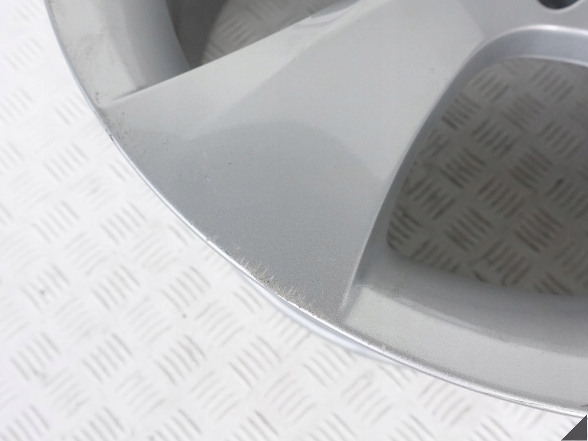BMW X3 F25 X6 F26 8,5Jx20 ET38 IS38 5×120 BMW X3 F25 X6 F26 8,5Jx20 ET38 IS38 5x120 - obrazek 4