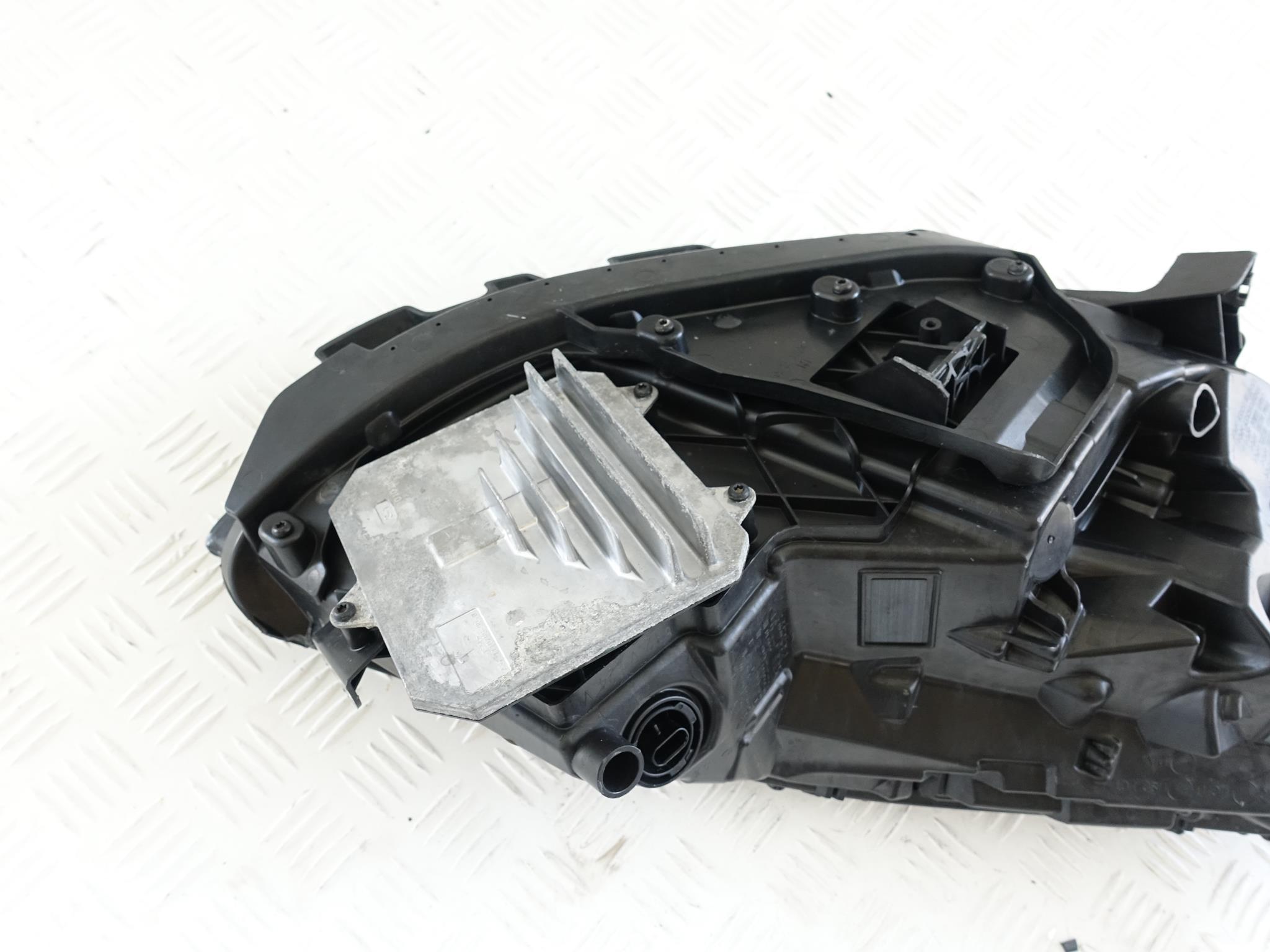 TESLA MODEL 3 III 17-20 LAMPA FULL LED LEWA PRZÓD TESLA MODEL 3 III 17-20 LAMPA FULL LED LEWA PRZÓD - obrazek 9