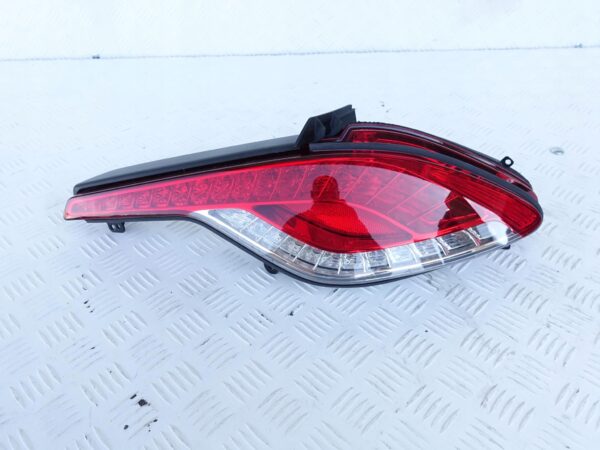 FISKER KARMA 11-12 C131177001200 LED PRAWA NOWA FISKER KARMA 11-12 C131177001200 LED PRAWA NOWA