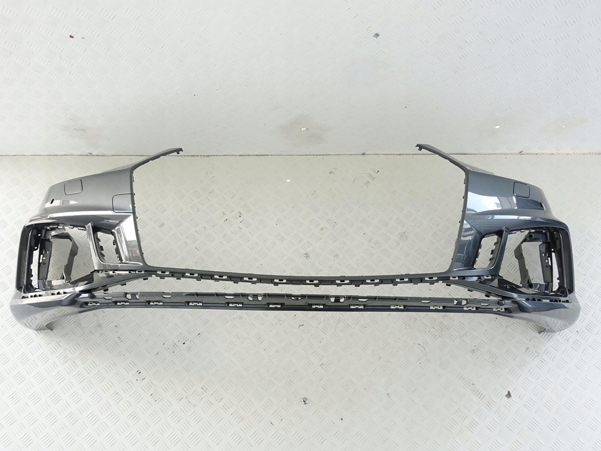 AUDI RS4 8W0 B9 ZDERZAK PRZÓD 8W0807437T AUDI RS4 8W0 B9 ZDERZAK PRZÓD 8W0807437T