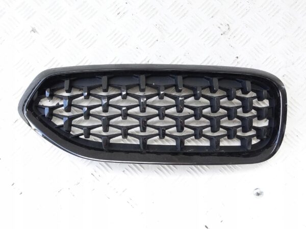 BMW Z4 G29 GRILL ATRAPA NERKA PRAWA 8091296 BMW Z4 G29 GRILL ATRAPA NERKA PRAWA 8091296