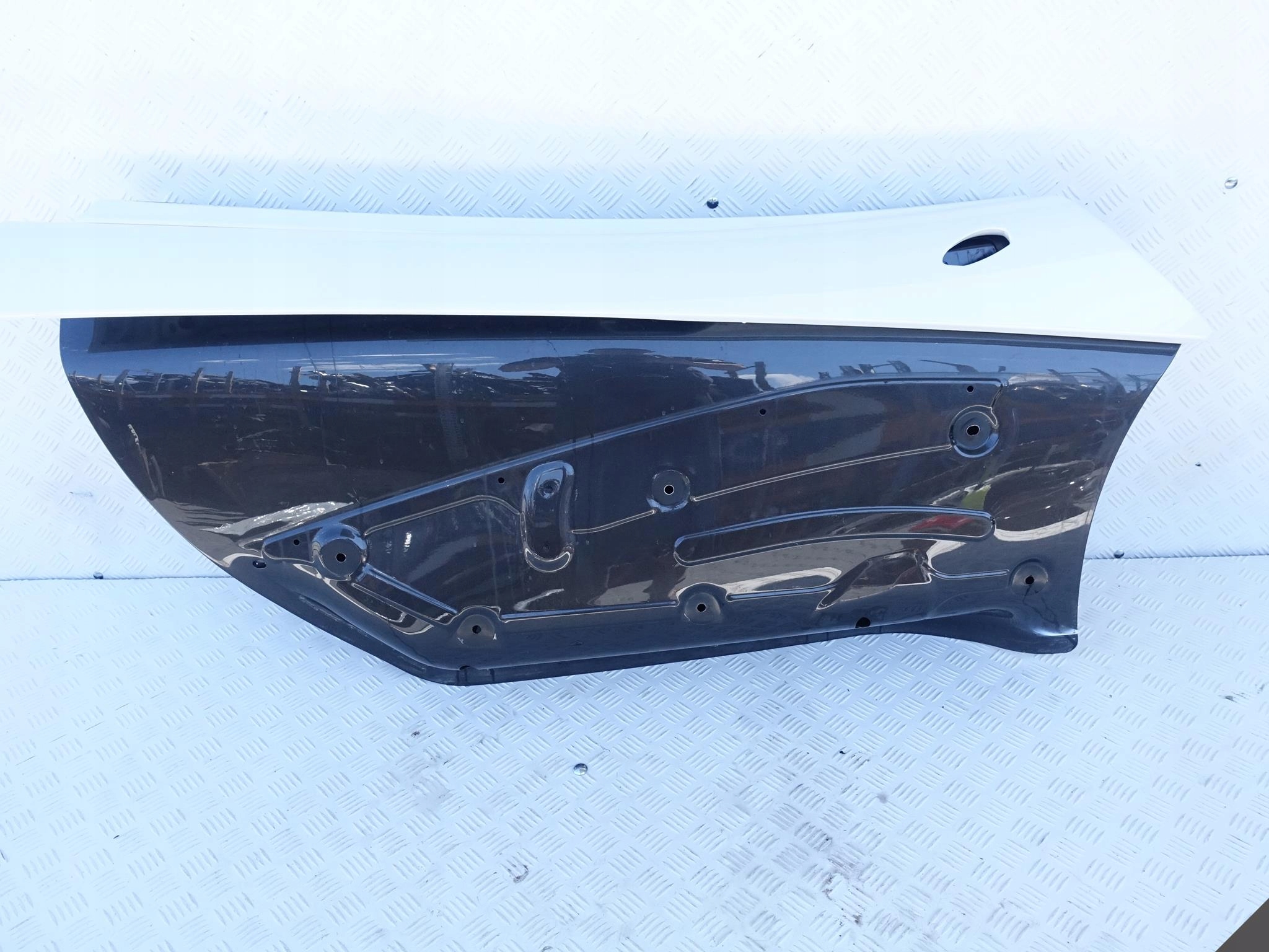 MCLAREN 570S 540C 570GT DRZWI PRAWE OSŁONA PRZÓD MCLAREN 570S 540C 570GT DRZWI PRAWE OSŁONA PRZÓD