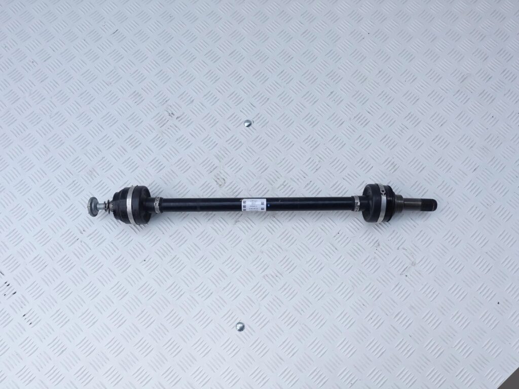 BMW X4 G02 30iX X-DRIVE PÓŁOŚ LEWA TYŁ 8695487 BMW X4 G02 30iX X-DRIVE PÓŁOŚ LEWA TYŁ 8695487