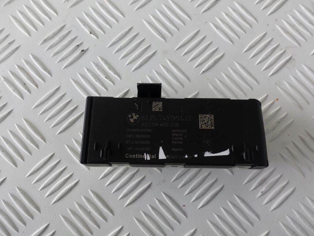1 3 5 7 8 X3 X4 X6 MODUŁ ELEKTRYCZNEJ KLAPY TYŁ 1 3 5 7 8 X3 X4 X6 MODUŁ ELEKTRYCZNEJ KLAPY TYŁ