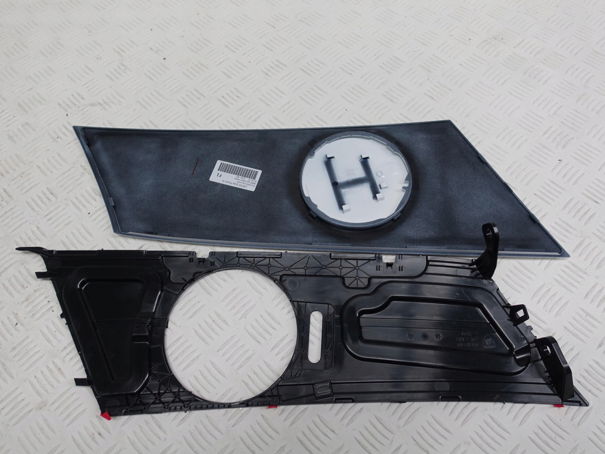 LAMBORGHINI HURACAN PANEL OSŁONA WLEW PALIWA PRAWA LAMBORGHINI HURACAN PANEL OSŁONA WLEW PALIWA PRAWA - obrazek 7