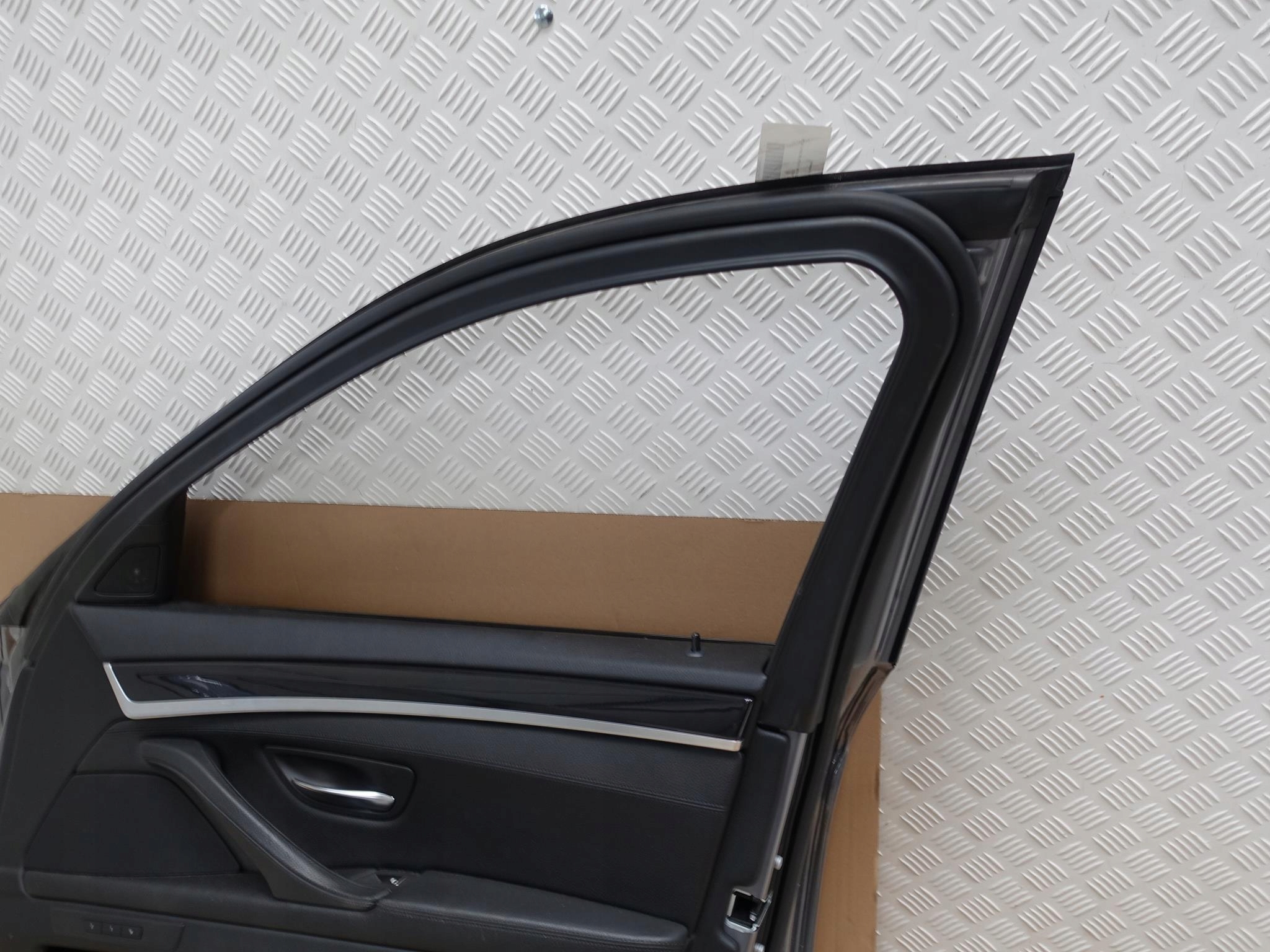BMW 5 F10 F11 DRZWI PRAWE PRZÓD KOLOR A52 KOMPLET BMW 5 F10 F11 DRZWI PRAWE PRZÓD KOLOR A52 KOMPLET - obrazek 12