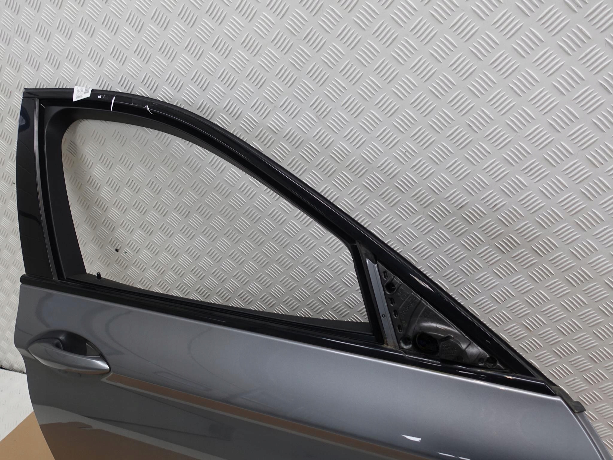 BMW 5 F10 F11 DRZWI PRAWE PRZÓD KOLOR A52 KOMPLET BMW 5 F10 F11 DRZWI PRAWE PRZÓD KOLOR A52 KOMPLET - obrazek 4