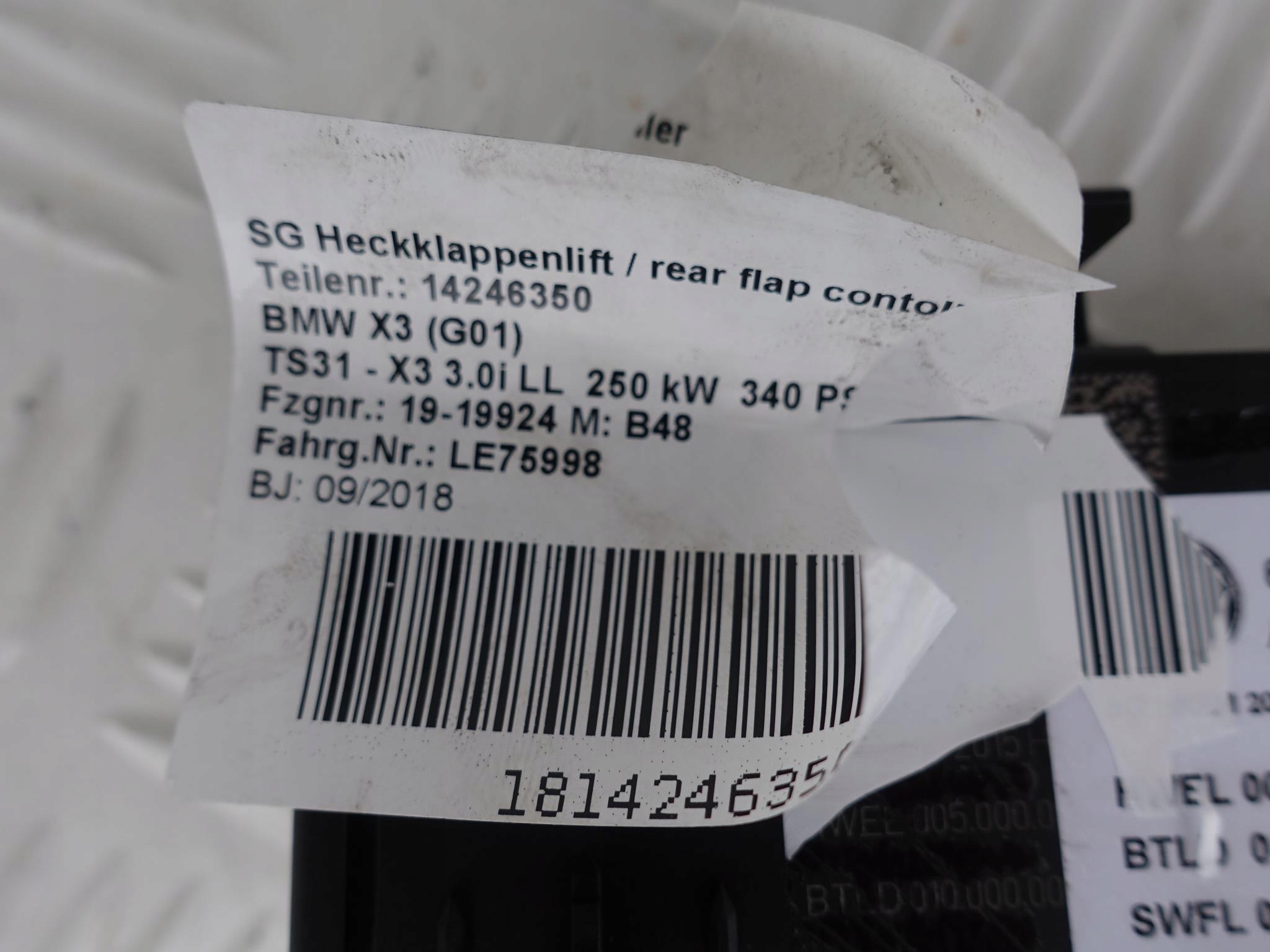 BMW X3 G01 MODUŁ ELEKTRYCZNEJ KLAPY TYŁ 9492031 BMW X3 G01 MODUŁ ELEKTRYCZNEJ KLAPY TYŁ 9492031 - obrazek 4