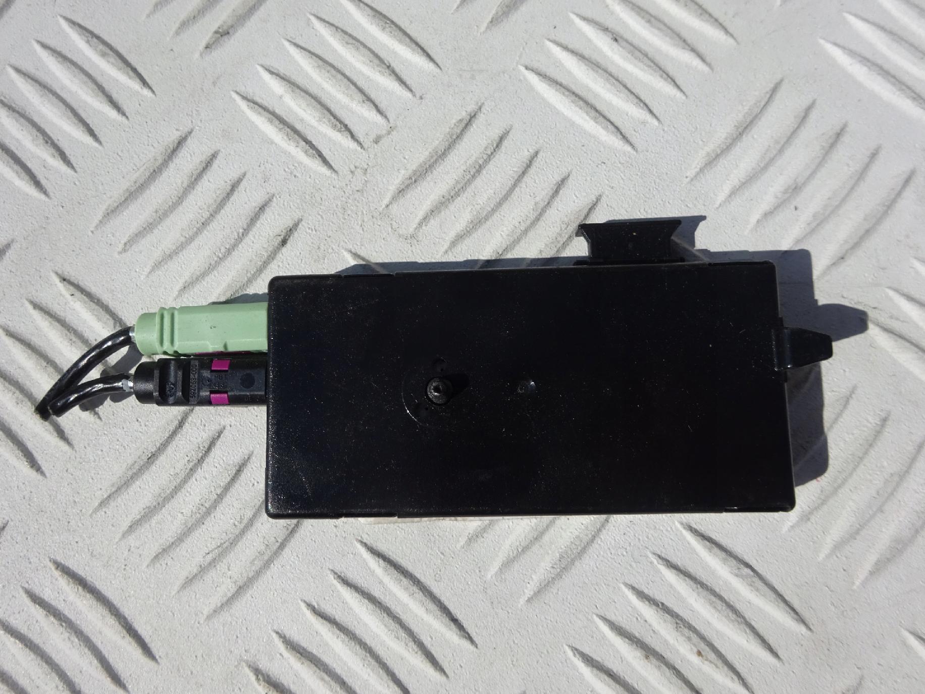 BMW F22 WZMACNIACZ ANTENOWY AM/FM ANTENA 9231178 BMW F22 WZMACNIACZ ANTENOWY AM/FM ANTENA 9231178 - obrazek 3