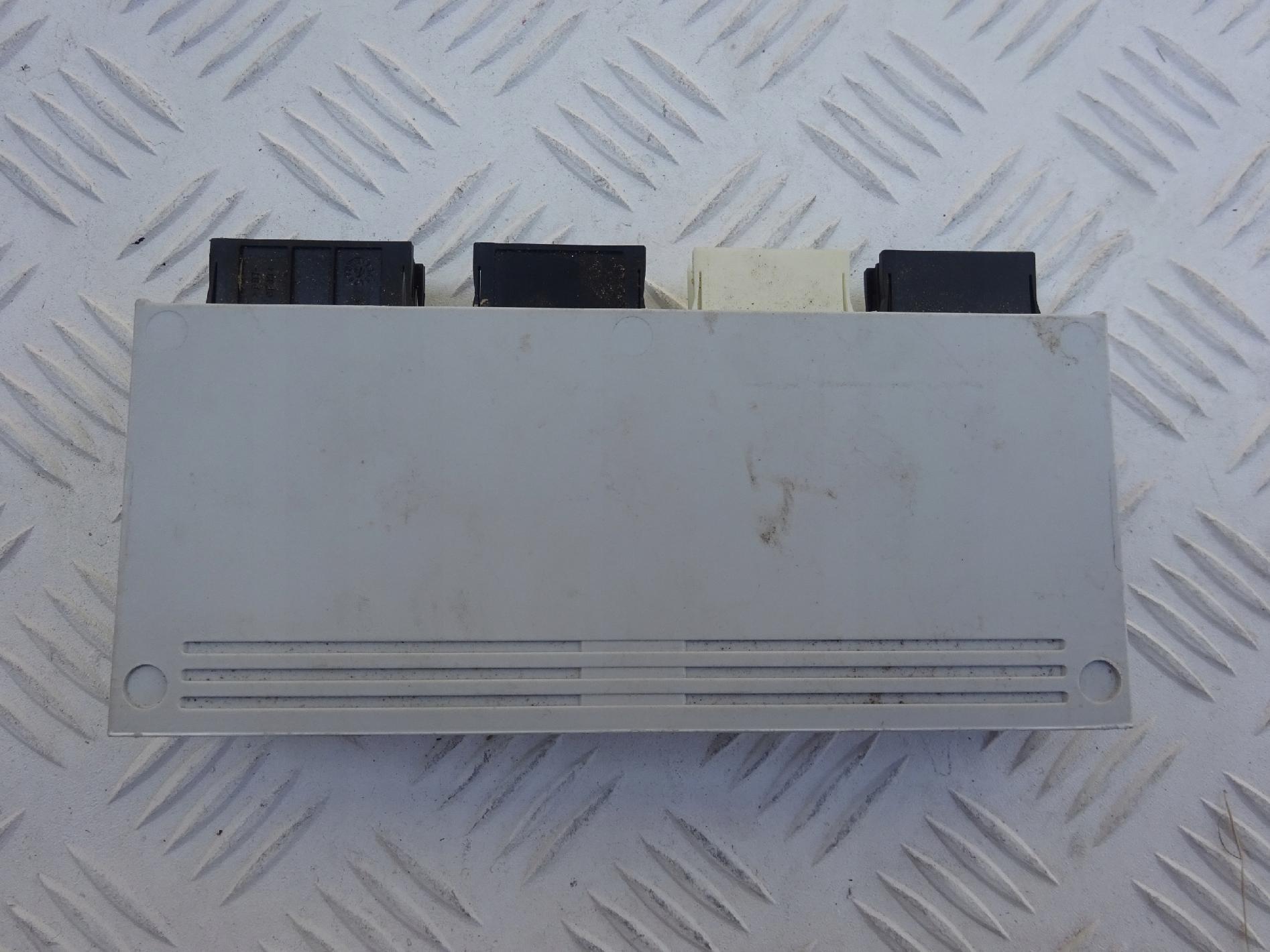 BMW F34 MODUŁ ELEKTRYCZNEJ KLAPY TYŁ 61357410612 BMW F34 MODUŁ ELEKTRYCZNEJ KLAPY TYŁ 61357410612 - obrazek 4