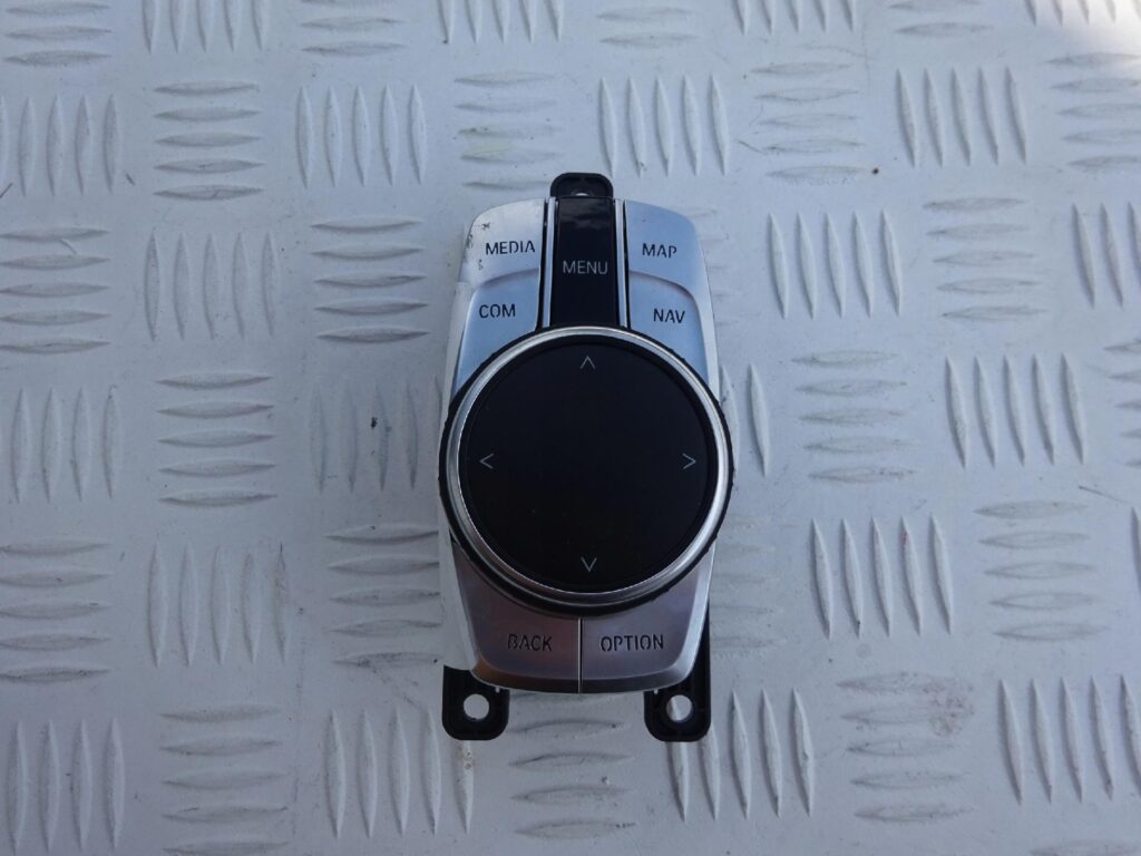BMW 7 G12 NBT EVO iDrive TOUCH KONTROLER 6800008