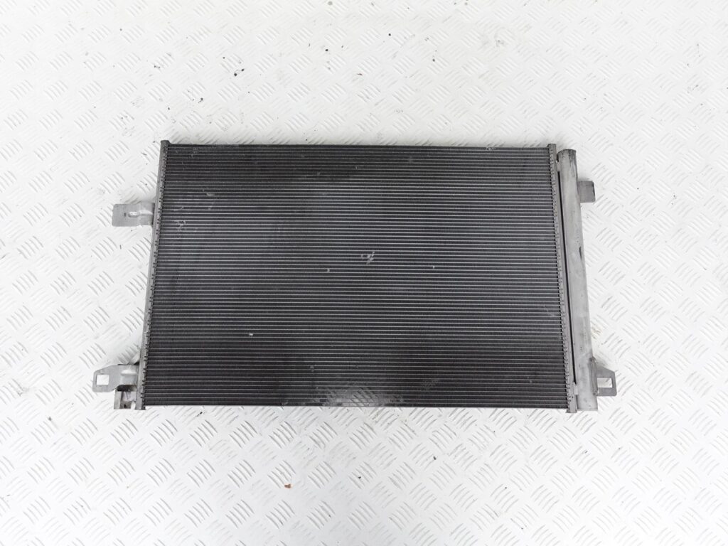 VW T5 T6 7E0 CHŁODNICA KLIMATYZACJI 7E0820411F VW T5 T6 7E0 CHŁODNICA KLIMATYZACJI 7E0820411F