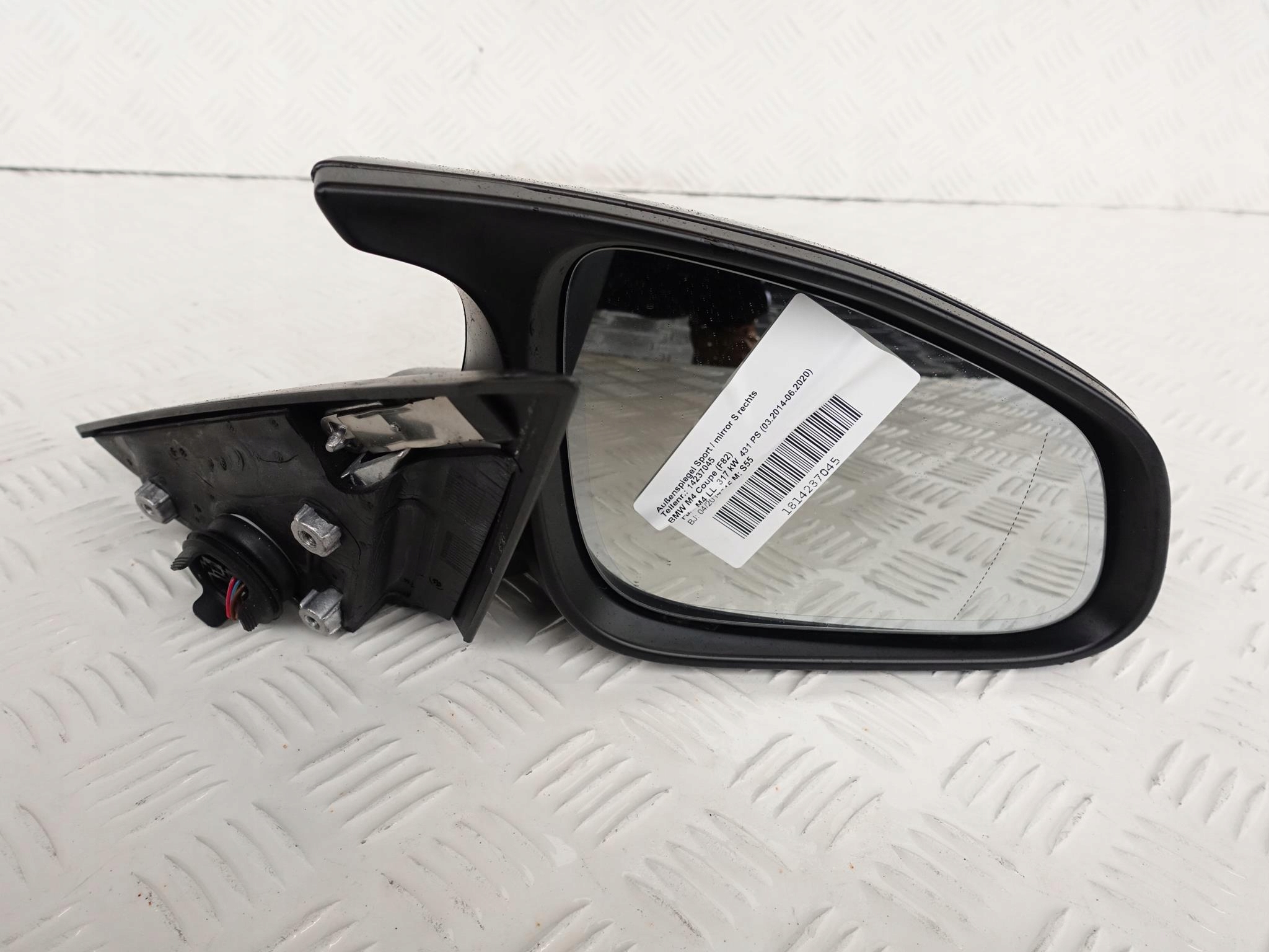 BMW M4 M3 F80 F82 F83 LUSTERKO PRAWE 5PIN BMW M4 M3 F80 F82 F83 LUSTERKO PRAWE 5PIN - obrazek 5