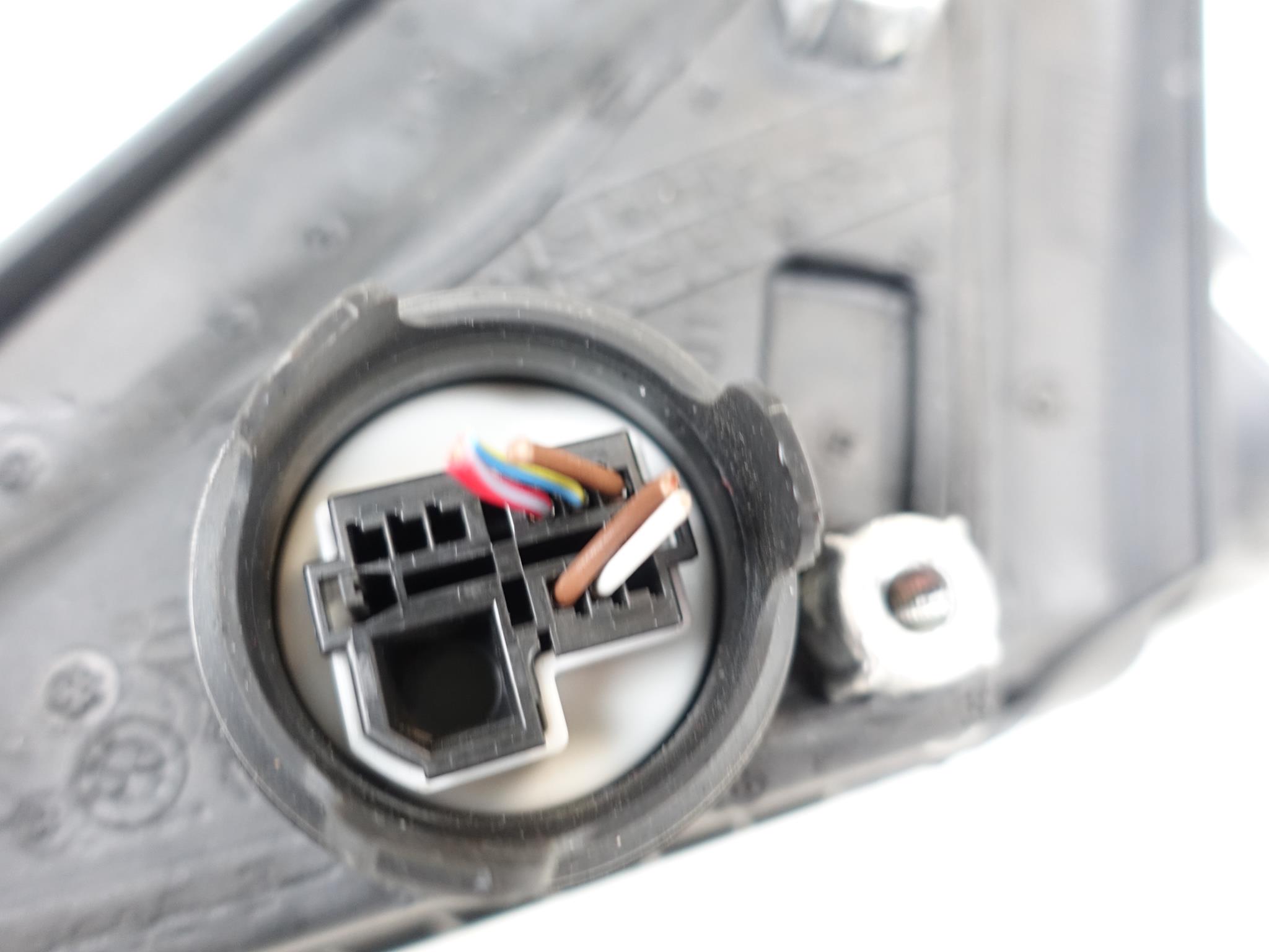 BMW M4 M3 F80 F82 F83 LUSTERKO PRAWE 5PIN BMW M4 M3 F80 F82 F83 LUSTERKO PRAWE 5PIN - obrazek 8
