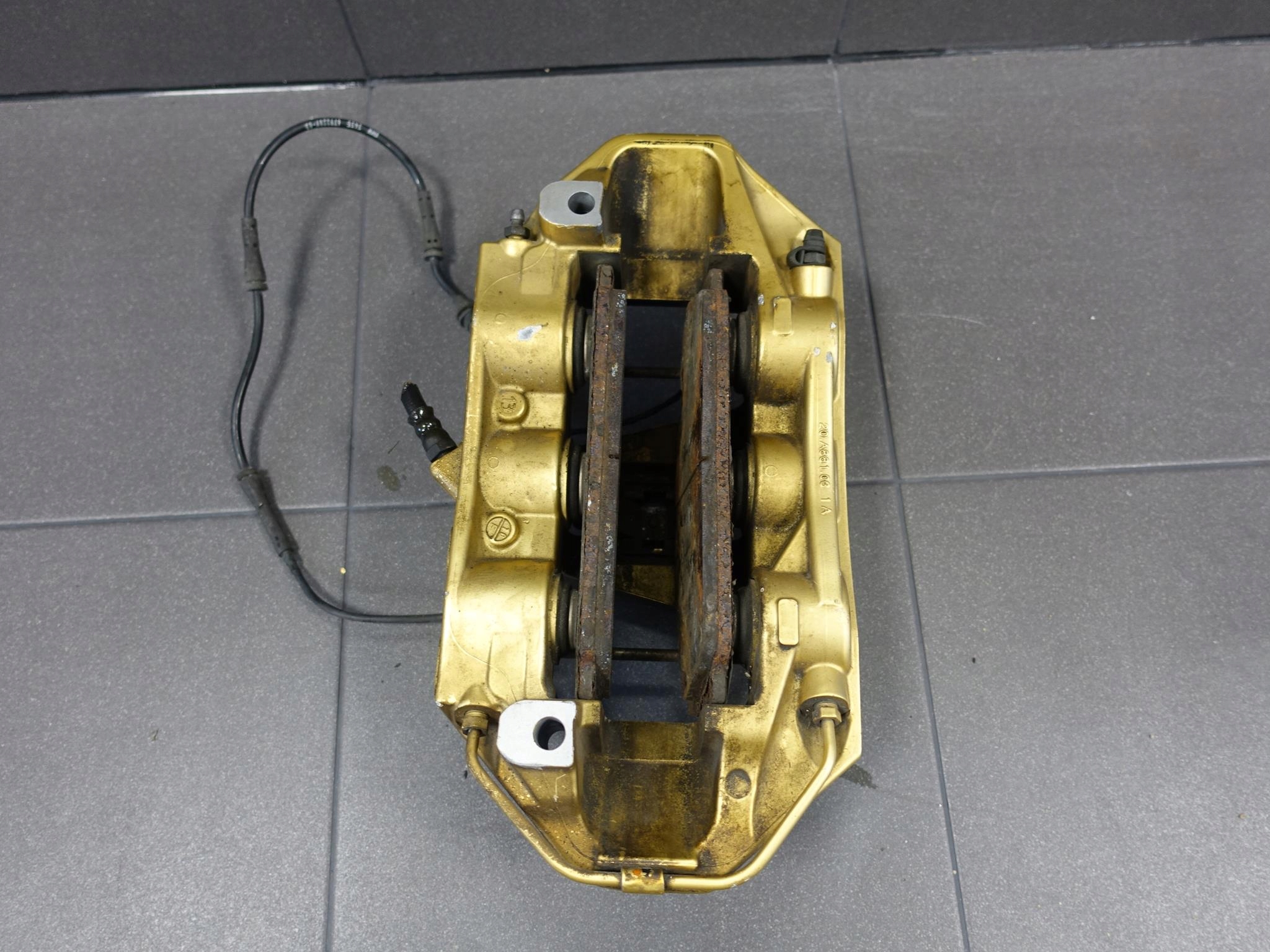 BMW M3 F80 M4 F82 F83 ZACISK GOLD ZŁOTY 20A881031A BMW M3 F80 M4 F82 F83 ZACISK GOLD ZŁOTY 20A881031A - obrazek 7