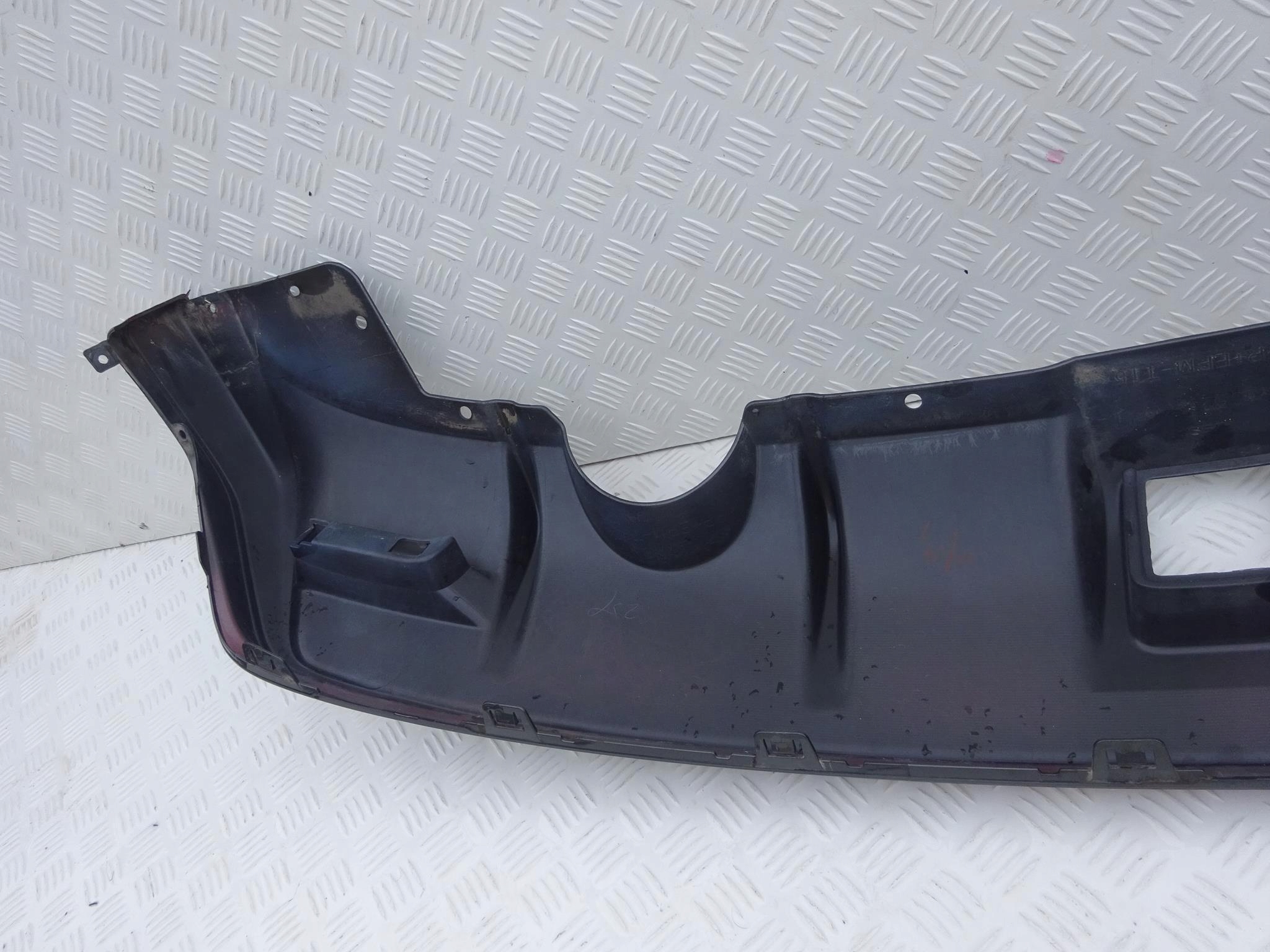 NISSAN JUKE NISMO SPOILER DOKŁADKA ZDERZAK TYŁ NISSAN JUKE NISMO SPOILER DOKŁADKA ZDERZAK TYŁ - obrazek 7