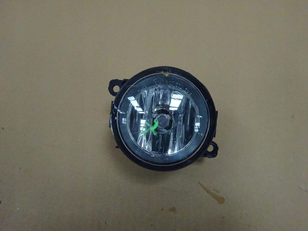 CAYENNE TOUAREG 7L5 HALOGEN LEWY 7L5941699B