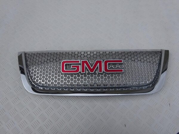 GMC ACADIA DENALI GRILL ATRAPA 25963858 PRZOD GMC ACADIA DENALI GRILL ATRAPA 25963858 PRZOD