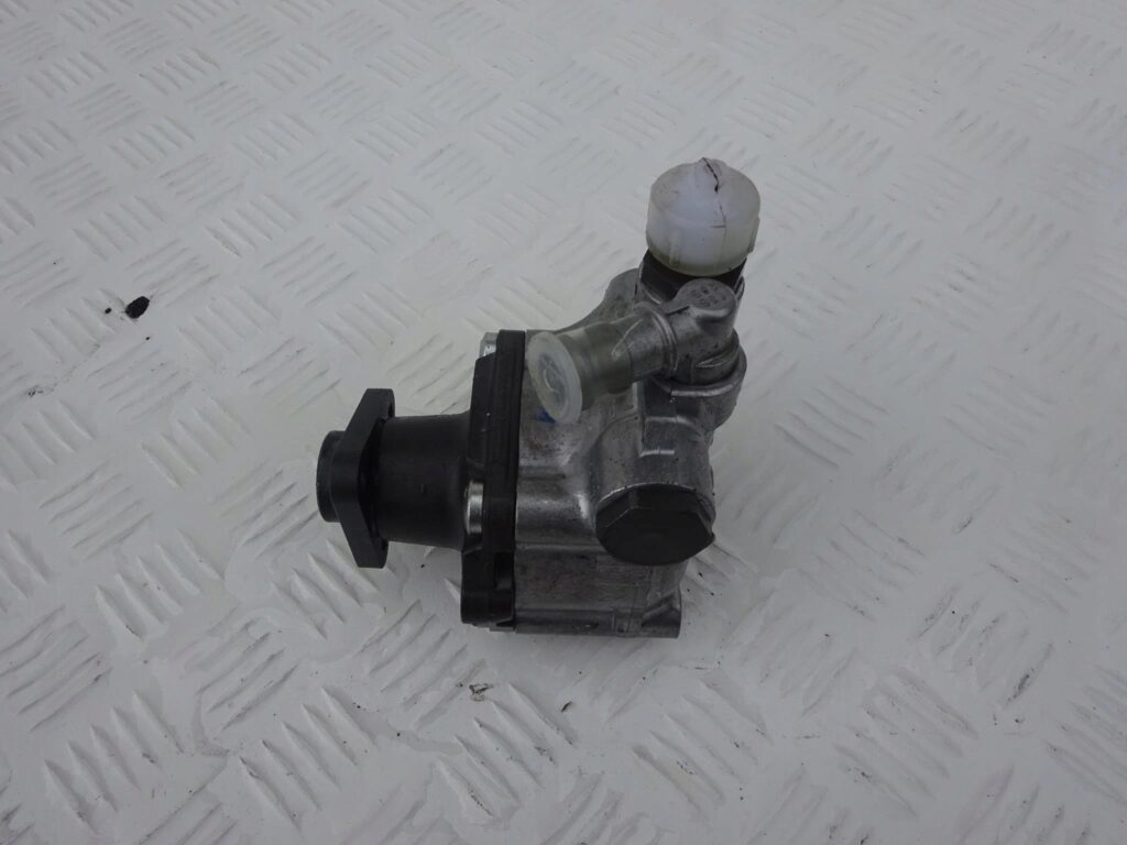 FERRARI FF POMPA SERVO SERWO 277567 FERRARI FF POMPA SERVO SERWO 277567