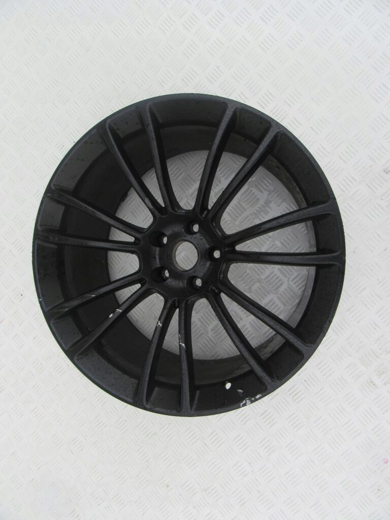 MCLAREN FELGA 10Jx20 ET24,25 13B0556CP MCLAREN FELGA 10Jx20 ET24,25 13B0556CP