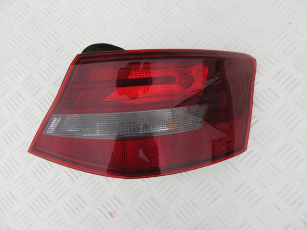 AUDI A3 8V3 LAMPA PRAWA TYŁ TYLNA 8V3945096C AUDI A3 8V3 LAMPA PRAWA TYŁ TYLNA 8V3945096C