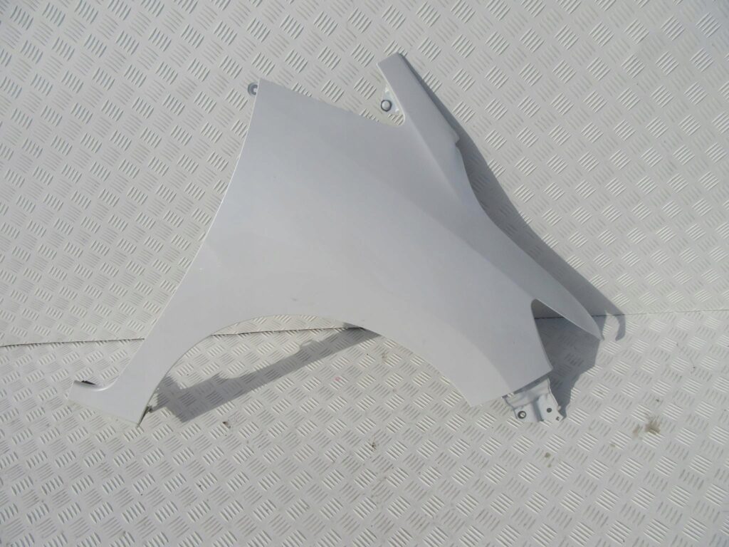 HONDA JAZZ 15 16 17- BŁOTNIK PRAWY PRZOD PRZEDNI