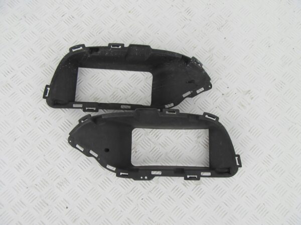 MERCEDES C 205 WOLT KIEROWNICA POWIETRZA P LUB L