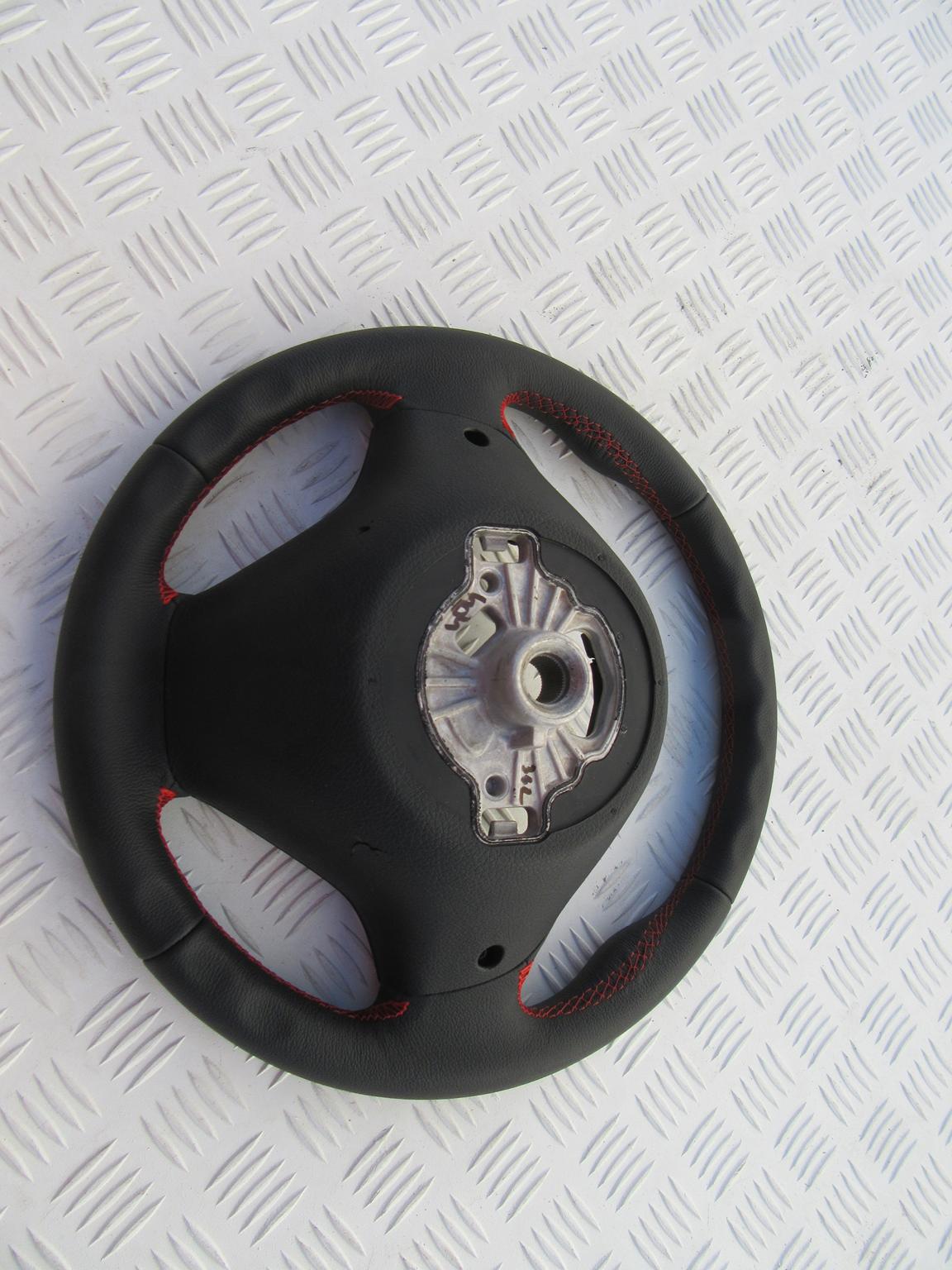 BMW F23 F22 F20 F21 F30 KIEROWNICA SPORT NIĆ CZERW BMW F23 F22 F20 F21 F30 KIEROWNICA SPORT NIĆ CZERW - obrazek 6