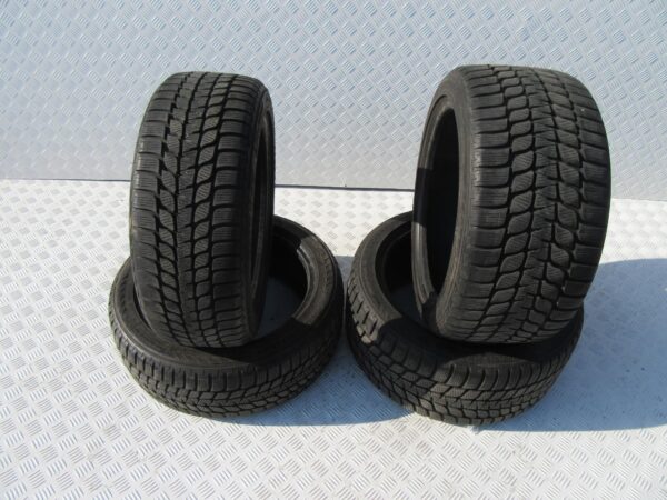 OPONY BRIDGESTONE BLIZZAK 255X40 205X50 R17 zima OPONY BRIDGESTONE BLIZZAK 255X40 205X50 R17 zima