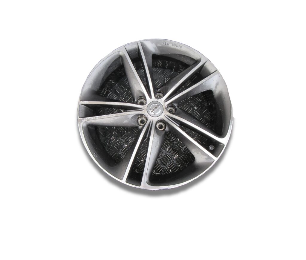 NISSAN X TRAIL JUKE FELGA ALU 7×19 ET40 5X114,3 NISSAN X TRAIL JUKE FELGA ALU 7x19 ET40 5X114,3
