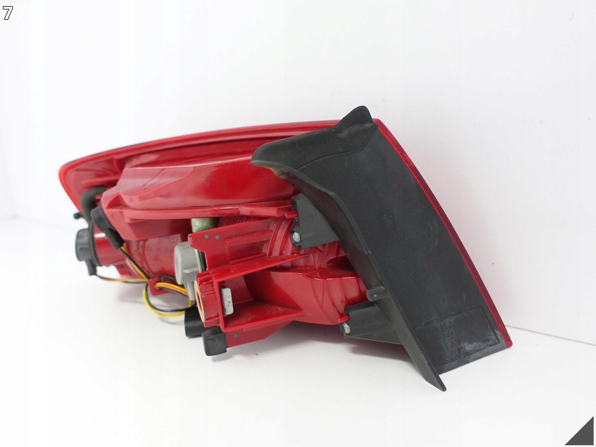AUDI A5 S5 RS5 8T0 07-11 LAMPA PRAWA TYŁ ZWYKŁA ŻARÓWKA EU 8T0945096 AUDI A5 S5 RS5 8T0 07-11 LAMPA PRAWA TYŁ ZWYKŁA ŻARÓWKA EU 8T0945096 - obrazek 8