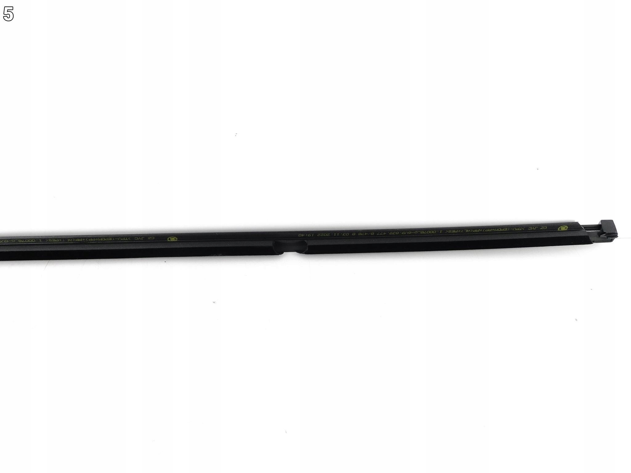 SKODA FABIA III 3 6V0 LIFT 15-20 LISTWA ZGARNIAJĄCA SZYBY DRZWI PRAWA PRZÓD SKODA FABIA III 3 6V0 LIFT 15-20 LISTWA ZGARNIAJĄCA SZYBY DRZWI PRAWA PRZÓD - obrazek 6
