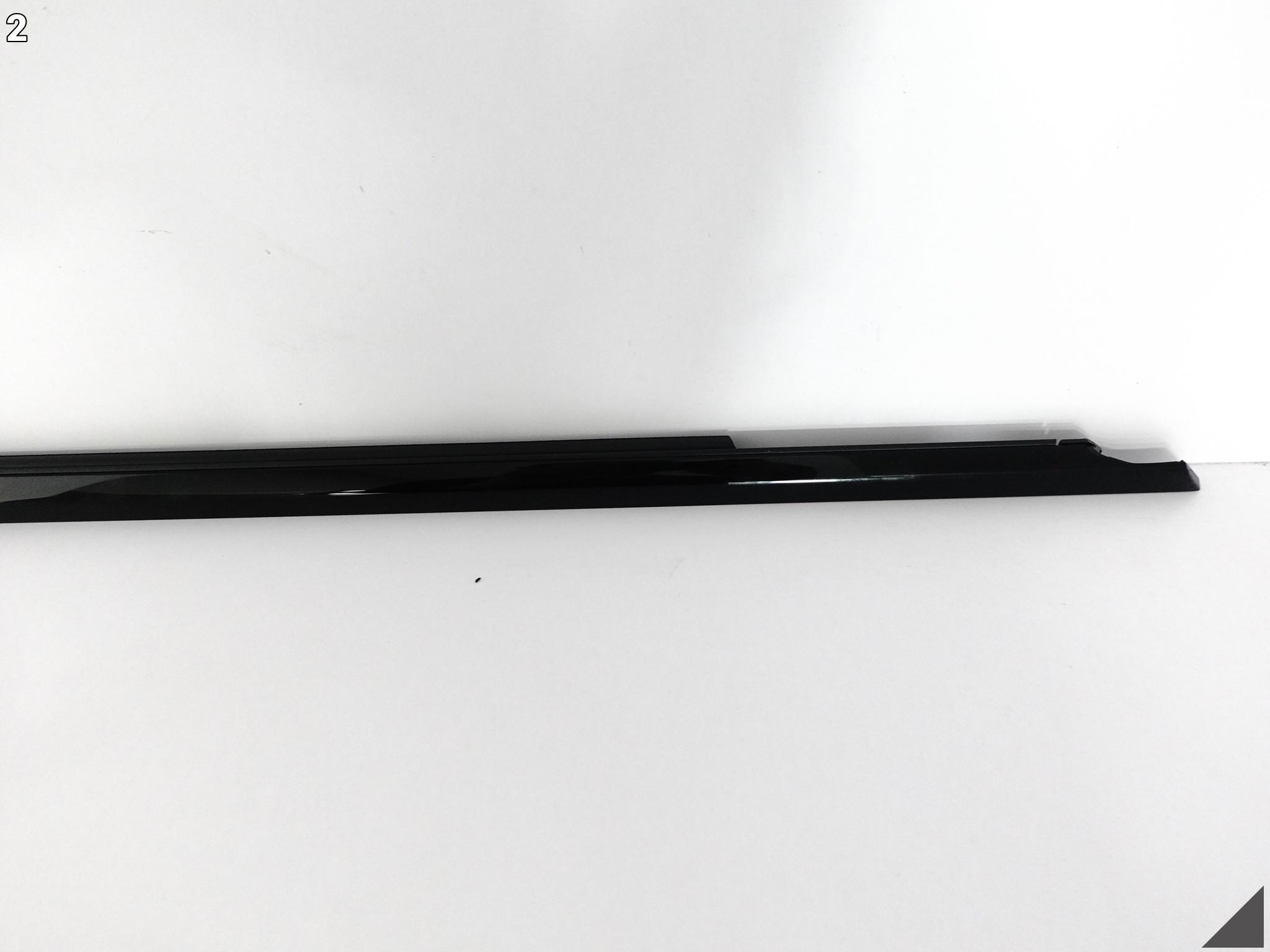 AUDI A3 S3 RS3 8Y0 20- LISTWA ZGARNIAJĄCA SZYBY PRAWA PRZÓD 8Y0837476E T94 AUDI A3 S3 RS3 8Y0 20- LISTWA ZGARNIAJĄCA SZYBY PRAWA PRZÓD 8Y0837476E T94 - obrazek 3