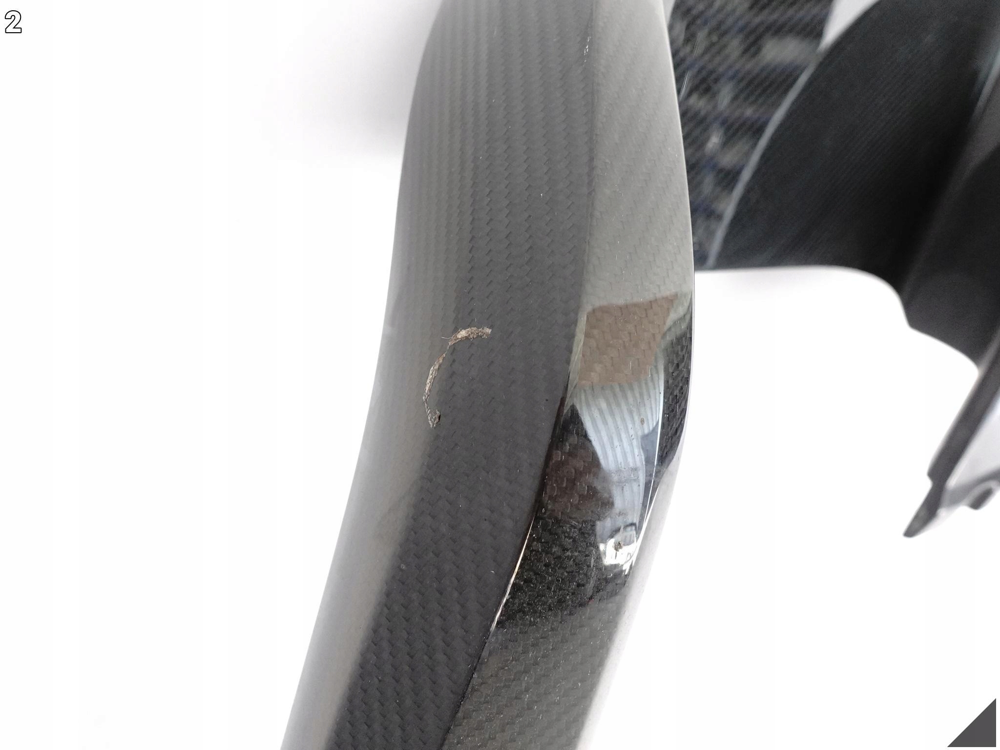 BENTLEY BENTAYGA 36A 15- CARBON ZDERZAK SPOILER DYFUZOR TYŁ USZKODZONY BENTLEY BENTAYGA 36A 15- CARBON ZDERZAK SPOILER DYFUZOR TYŁ USZKODZONY - obrazek 3