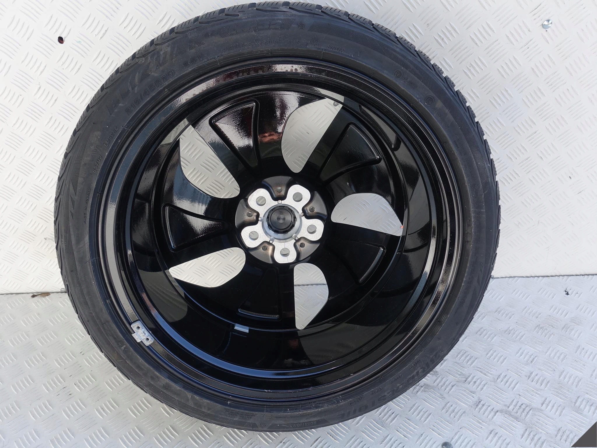 BMW i8 6853004 FELGA 7,5Jx20 OPONA ET40 215 45 BMW i8 6853004 FELGA 7,5Jx20 OPONA ET40 215 45 - obrazek 8