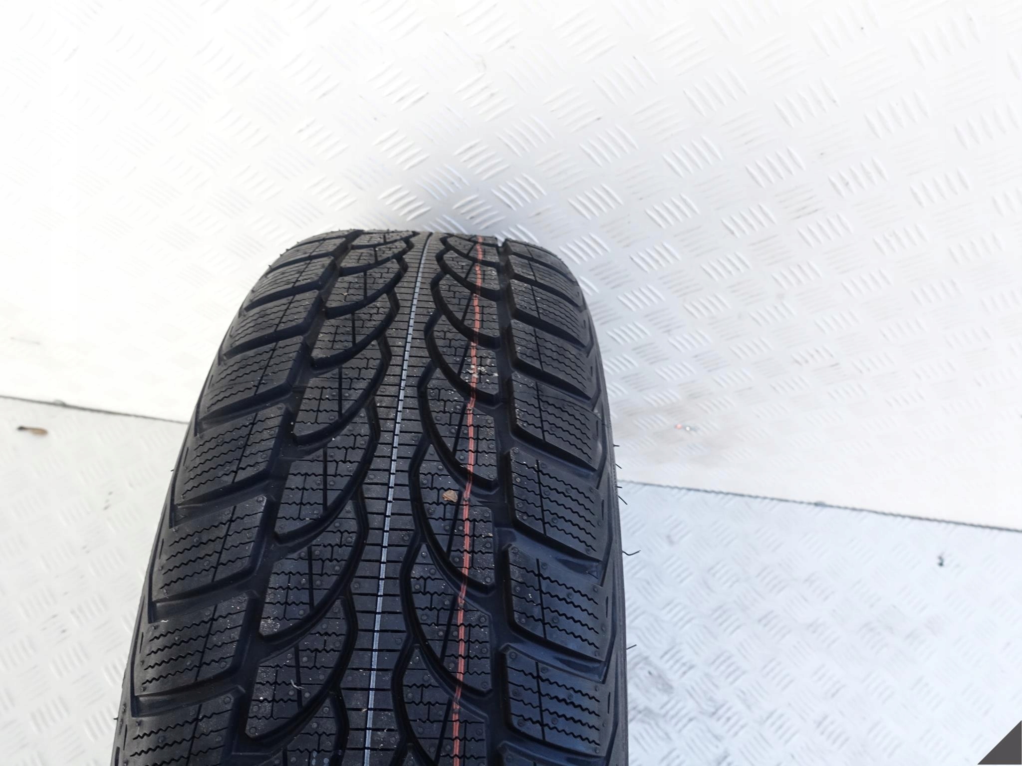 BMW i8 6853004 FELGA 7,5Jx20 OPONA ET40 215 45 BMW i8 6853004 FELGA 7,5Jx20 OPONA ET40 215 45 - obrazek 15