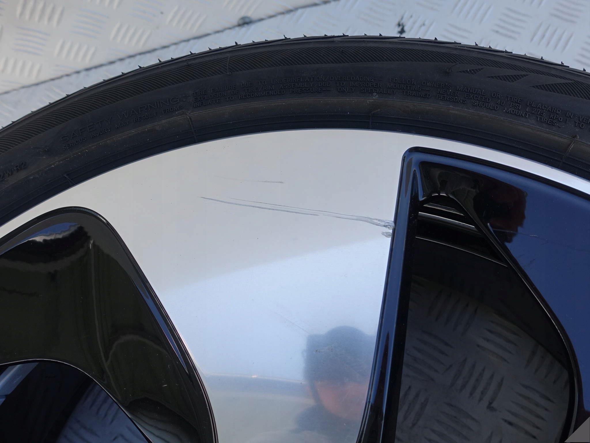 BMW i8 6853004 FELGA 7,5Jx20 OPONA ET40 215 45 BMW i8 6853004 FELGA 7,5Jx20 OPONA ET40 215 45 - obrazek 6