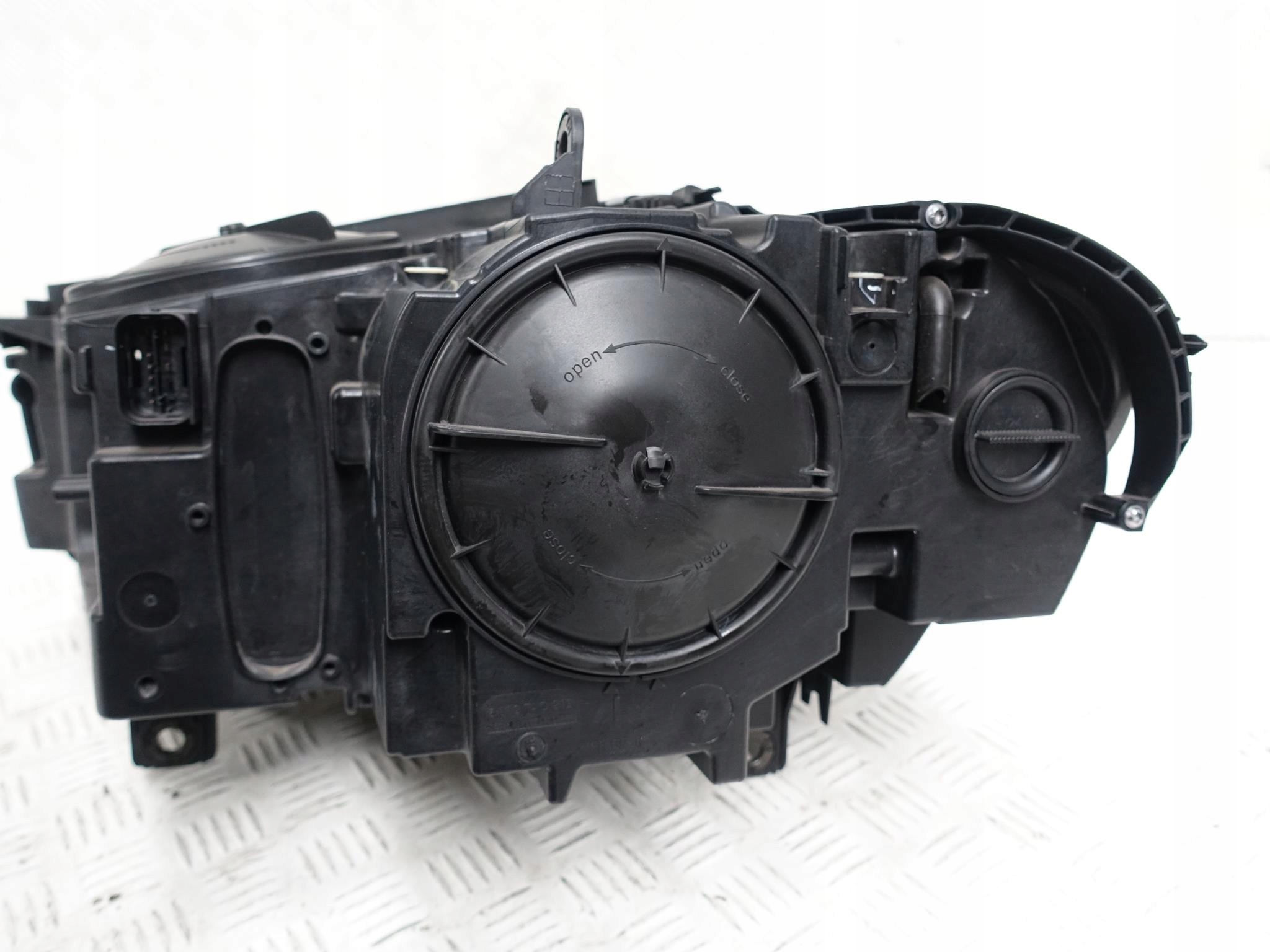 BMW X5 F15 X6 F16 H7 ZWYKŁA PRAWA EU PRZÓD LAMPA BMW X5 F15 X6 F16 H7 ZWYKŁA PRAWA EU PRZÓD LAMPA - obrazek 6