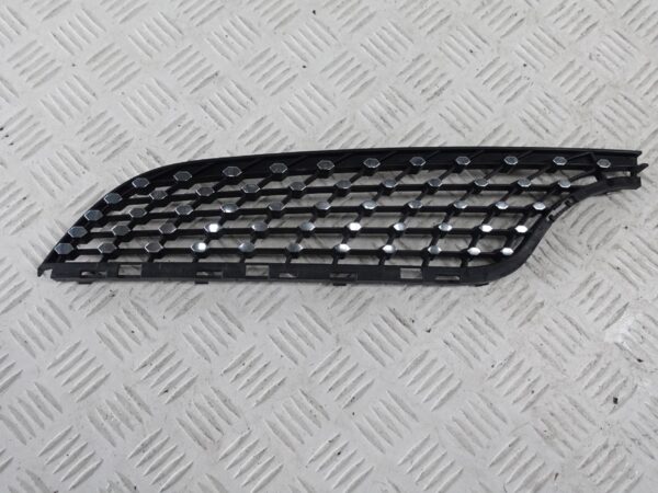 MERCEDES CLA C117 AMG GRILL ATRAPA KRATKA LEWA MERCEDES CLA C117 AMG GRILL ATRAPA KRATKA LEWA