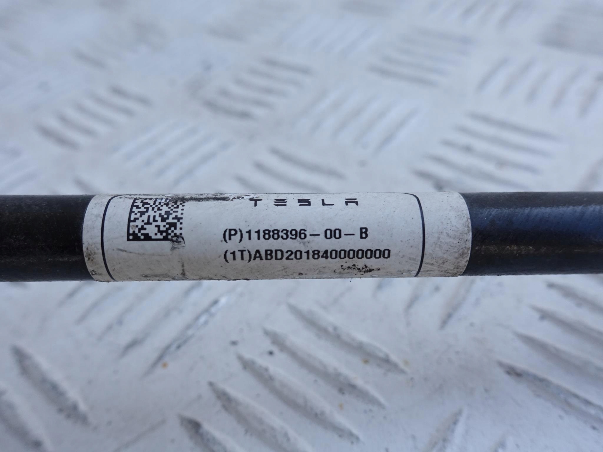 TESLA 3 ŁĄCZNIK STABILIZATORA PRAWY PRZÓD TESLA 3 ŁĄCZNIK STABILIZATORA PRAWY PRZÓD - obrazek 2