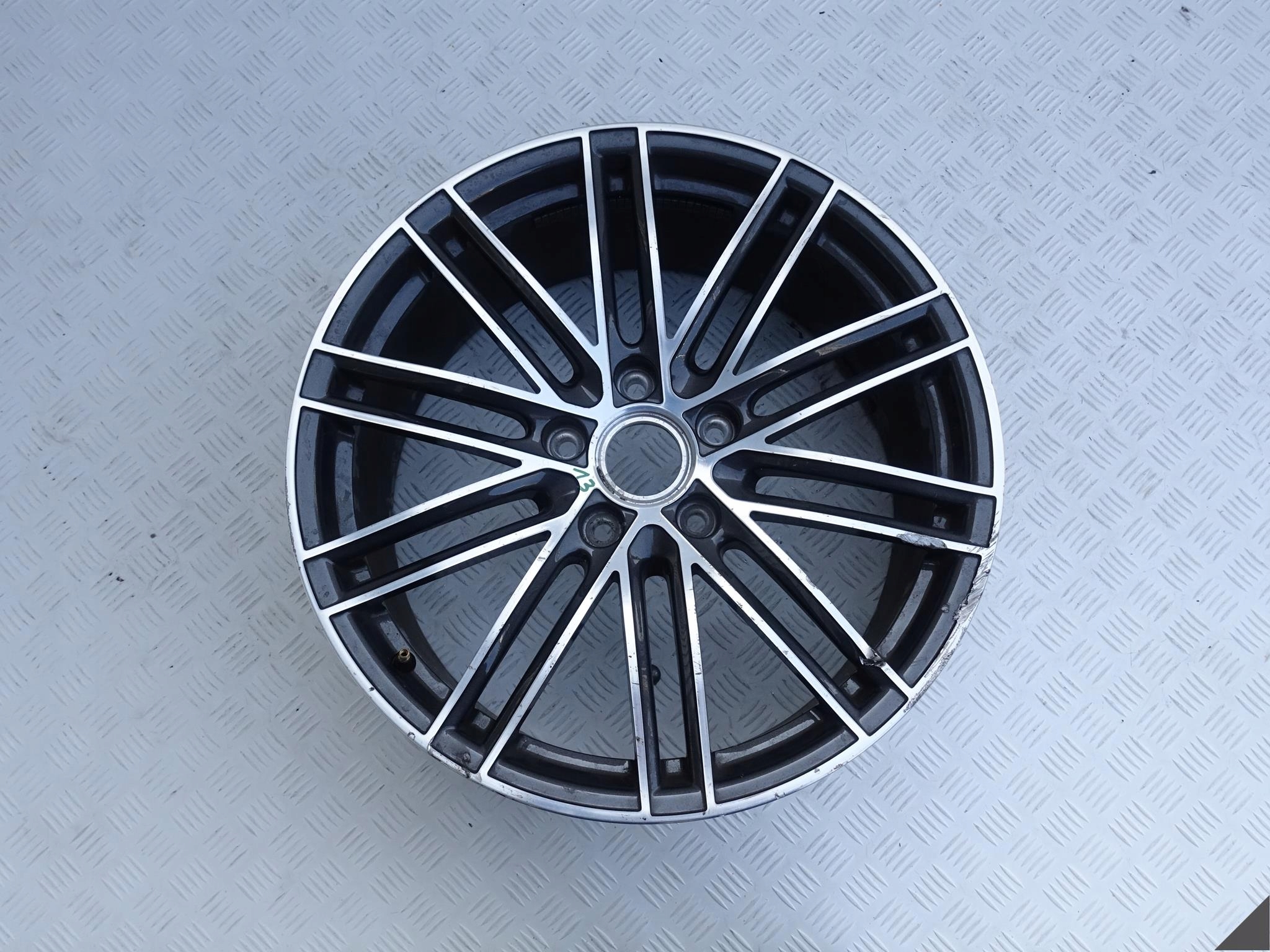 PORSCHE 991 TURBO 4 99136272000 9Jx20 ET51 USZK PORSCHE 991 TURBO 4 99136272000 9Jx20 ET51 USZK