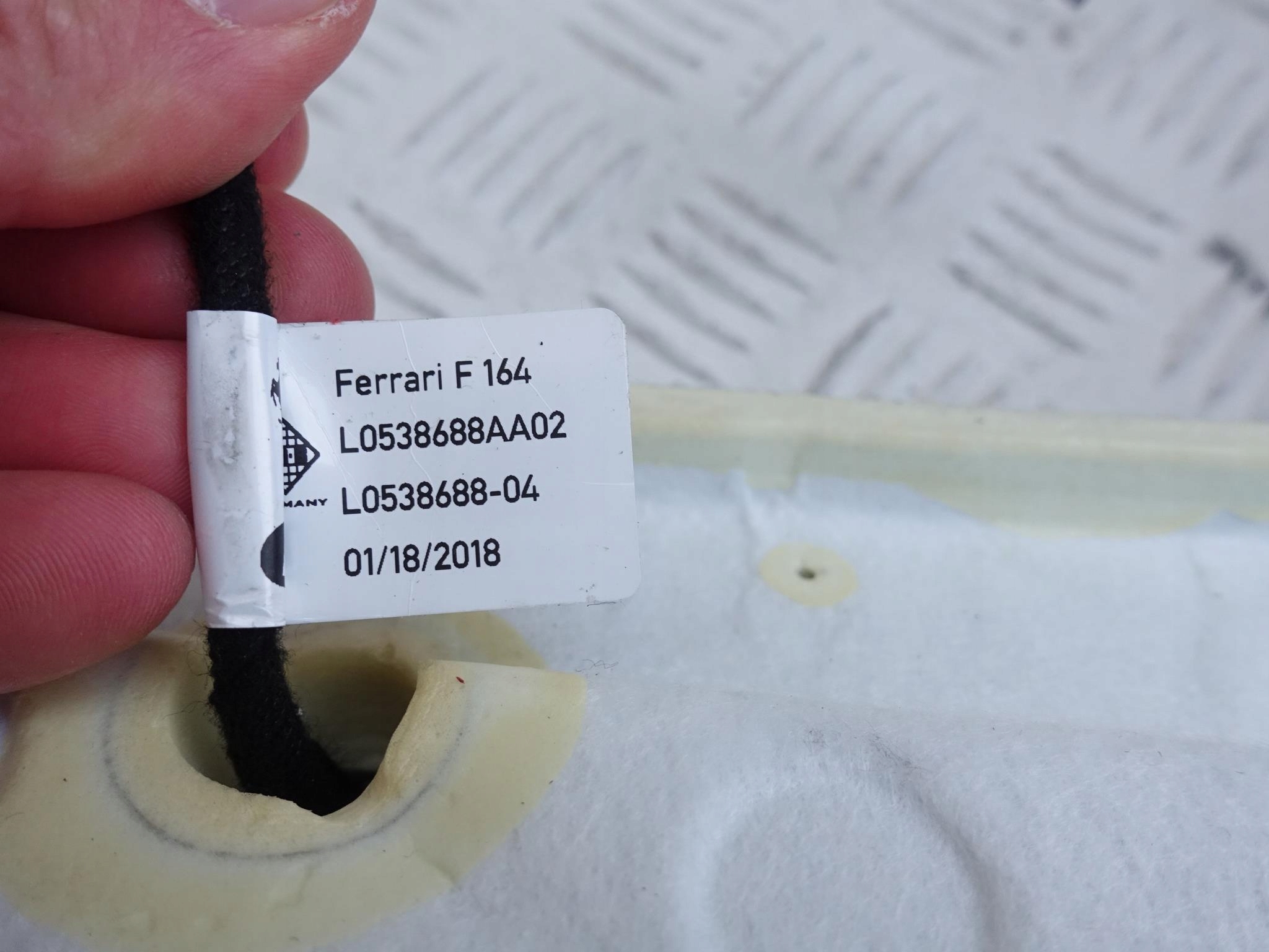 FERRARI PORTOFINO FOTEL TAPICERKA SKÓRA CZERWONA FERRARI PORTOFINO FOTEL TAPICERKA SKÓRA CZERWONA - obrazek 12
