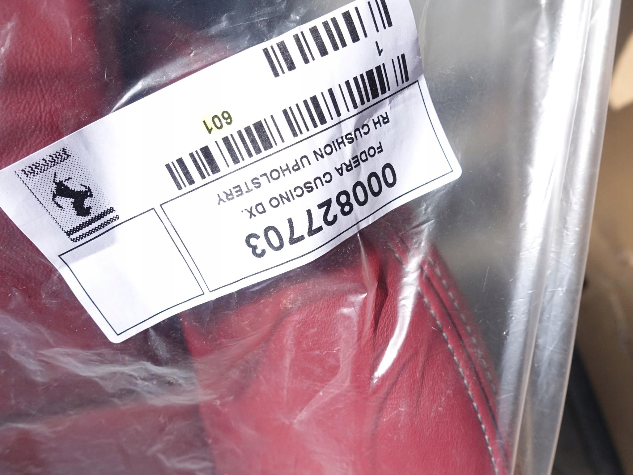 FERRARI PORTOFINO FOTEL TAPICERKA SKÓRA CZERWONA FERRARI PORTOFINO FOTEL TAPICERKA SKÓRA CZERWONA - obrazek 14
