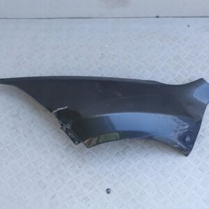 McLaren MP4 12C BŁOTNIK PANEL LEWY PRZÓD USZK