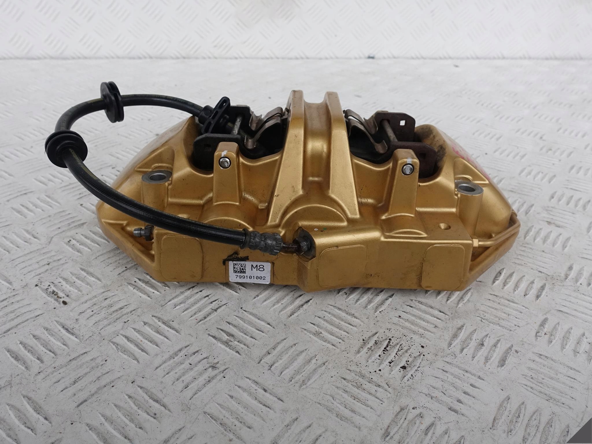 BMW M5 F90 KERAMIK GOLD ZACISK+KLOCKI PRAWY PRZÓD BMW M5 F90 KERAMIK GOLD ZACISK+KLOCKI PRAWY PRZÓD - obrazek 5